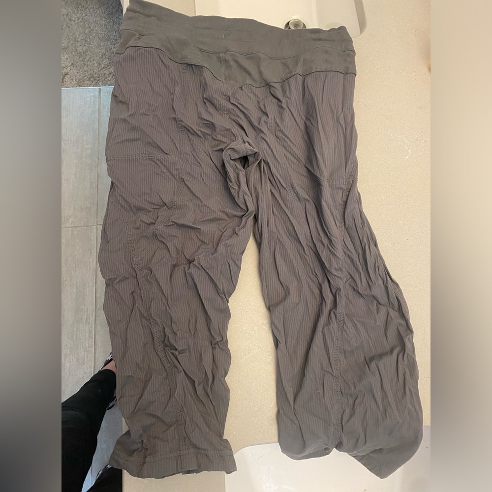 Lululemon Capris Pants